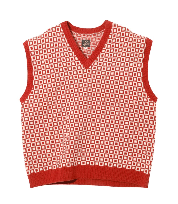 shetland-knit-vest-red-plaid-7179213_42ed7a5f-c237-4119-bc56-00e696cb79e9